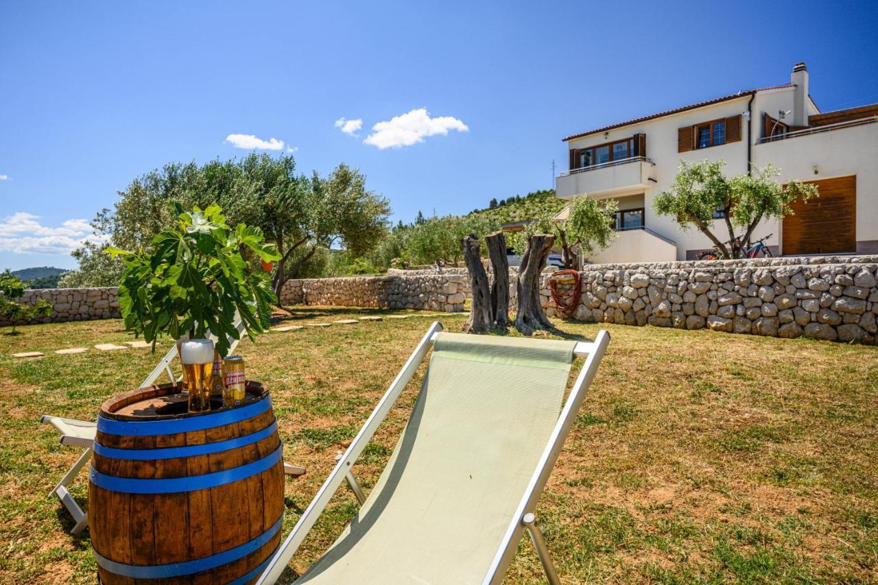 Ferienwohnung Sibenik Boats Raslina Exterior foto